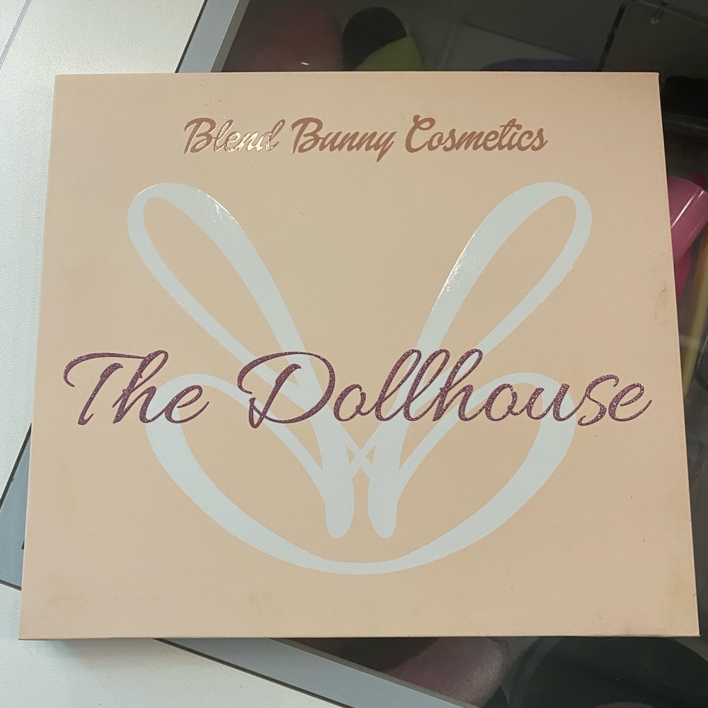 Blend Bunny Cosmetics Dollhouse palette